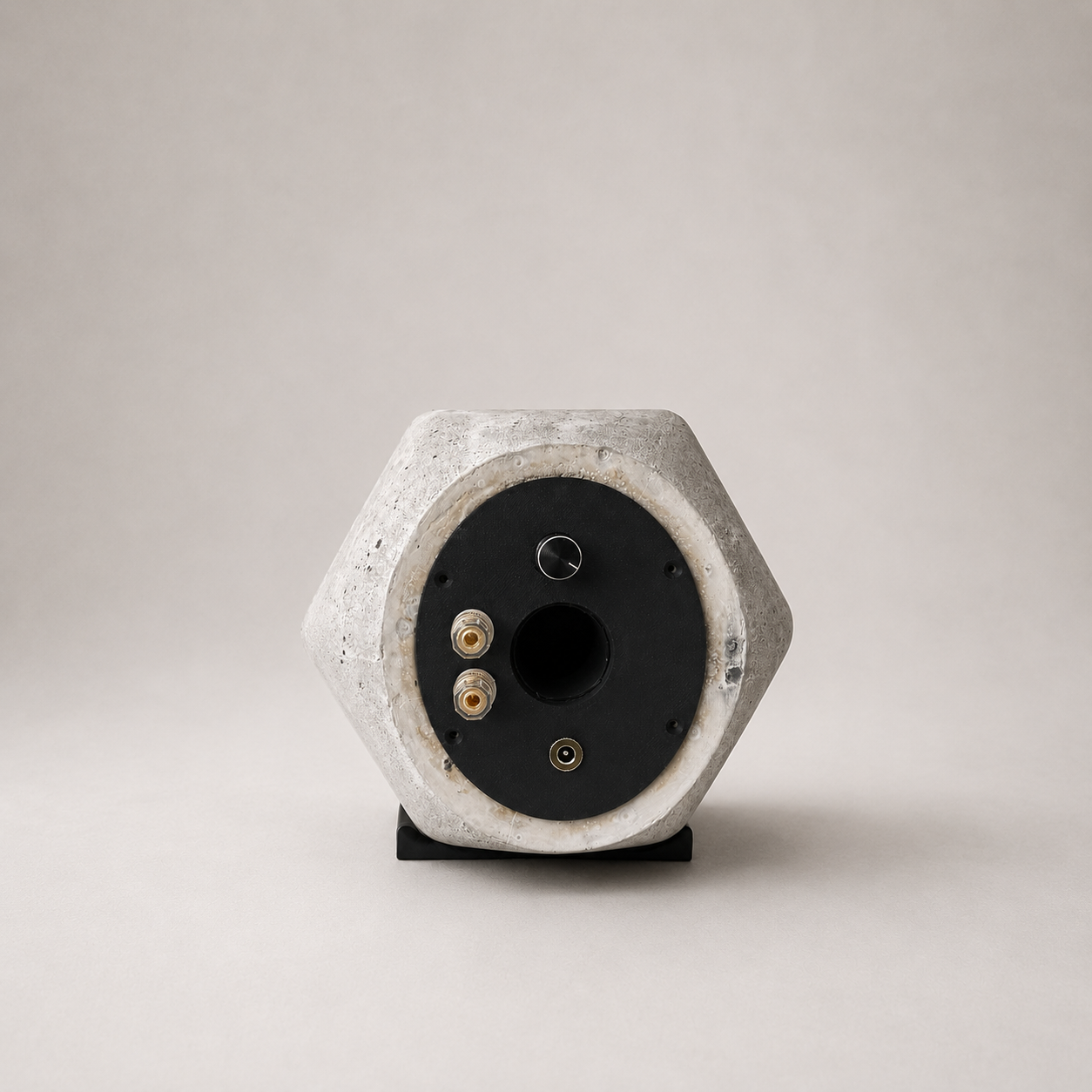 Concrete speaker
